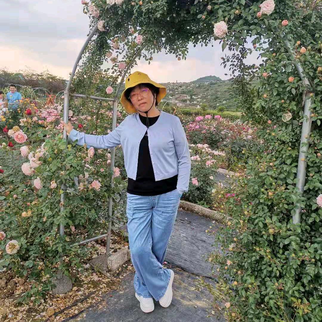清镇市掌上明珠贝贝幼儿园罗园长