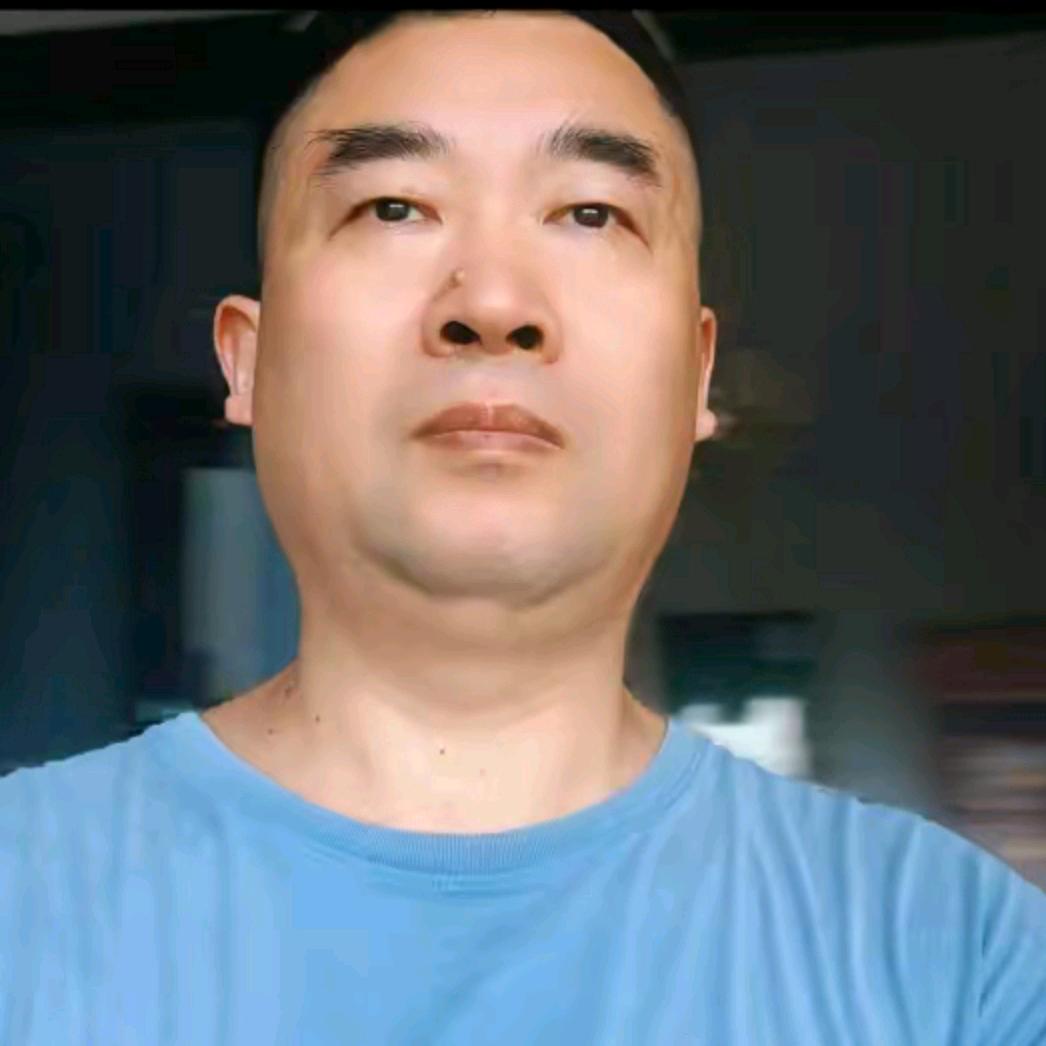 楼梯老杰