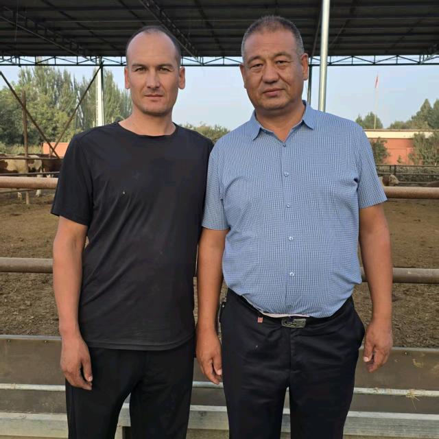 努尔艾力江