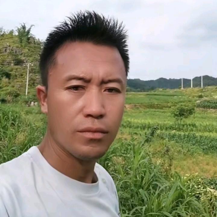 有你心不变，单身一人。寻找未来