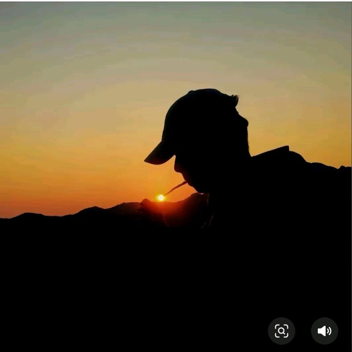 🚬笑敬ᝰꫛ过往ಇ᭄