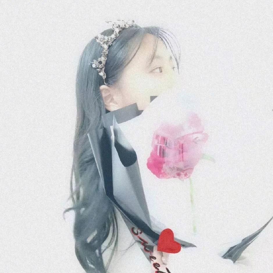 小杨吖🍒⁎͜ږ⁛