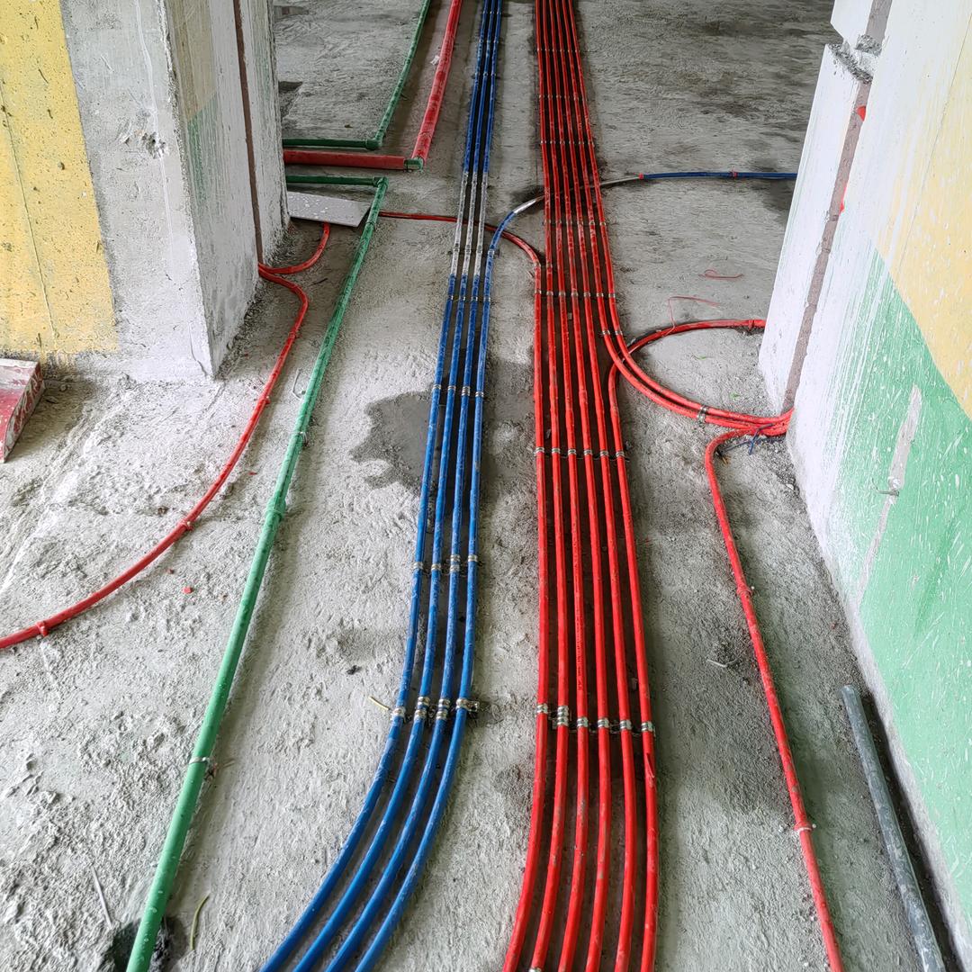 精诚水电团队小张