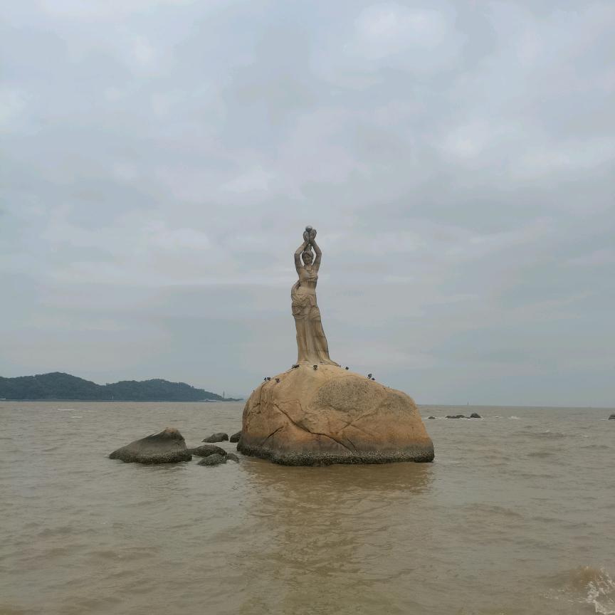 小琳沫儿(๑•̌.•̑๑)ˀ̣ˀ̣