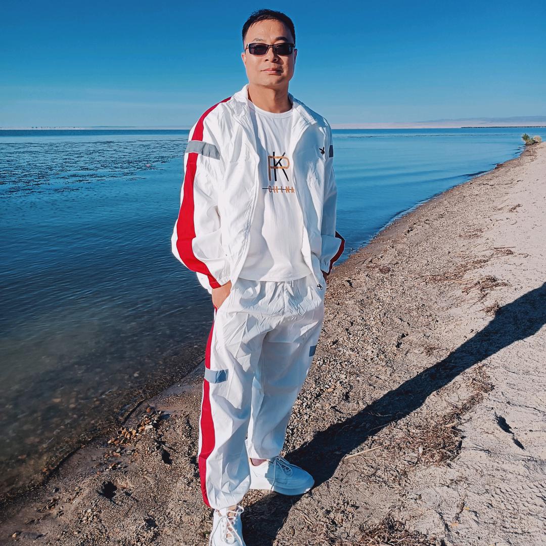 日为朝 月为暮 卿为朝朝与暮暮