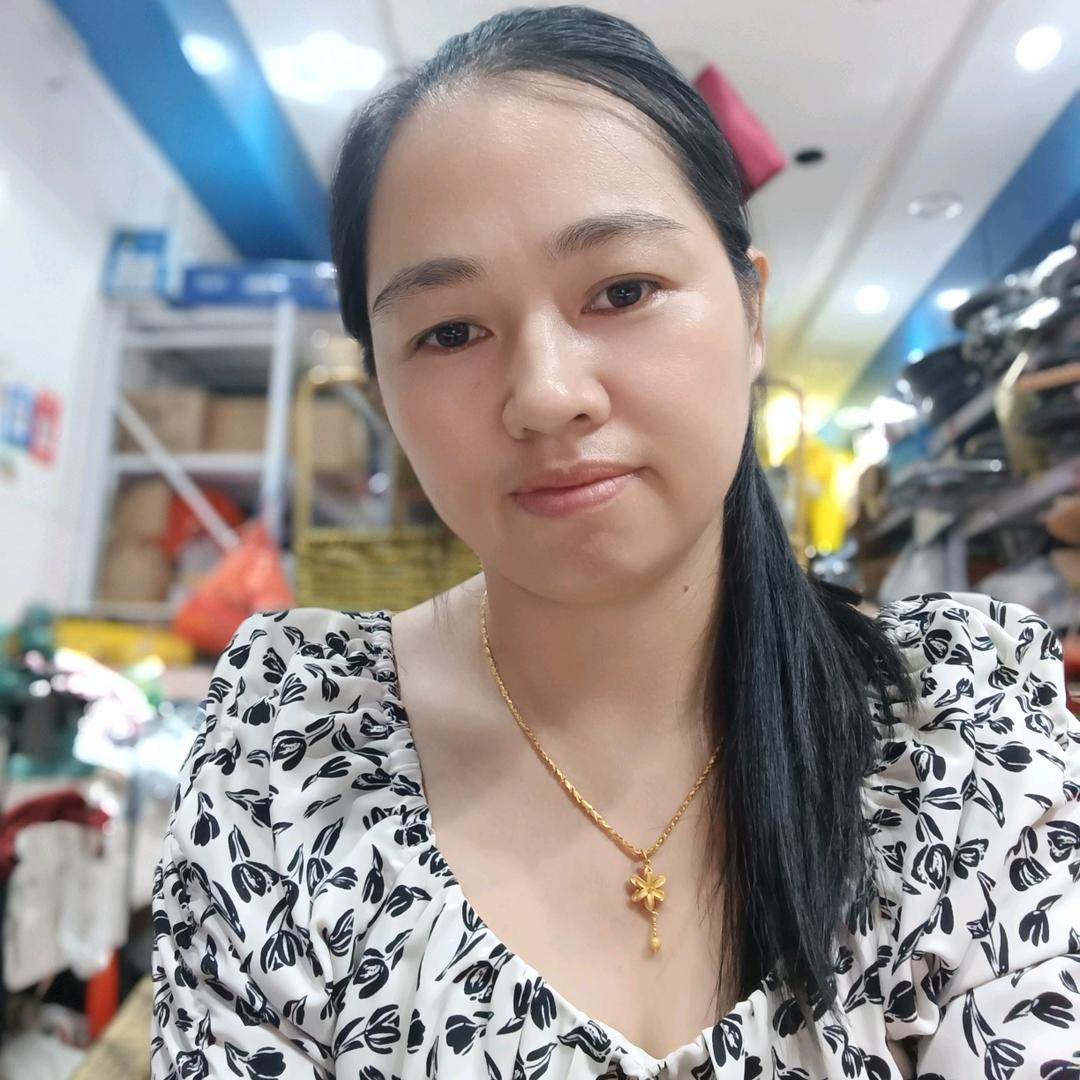 赣县光彩店，修改衣服！南康赤土妹，赵艳艳