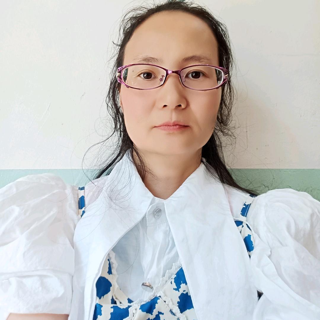 爱笑的惠 儿