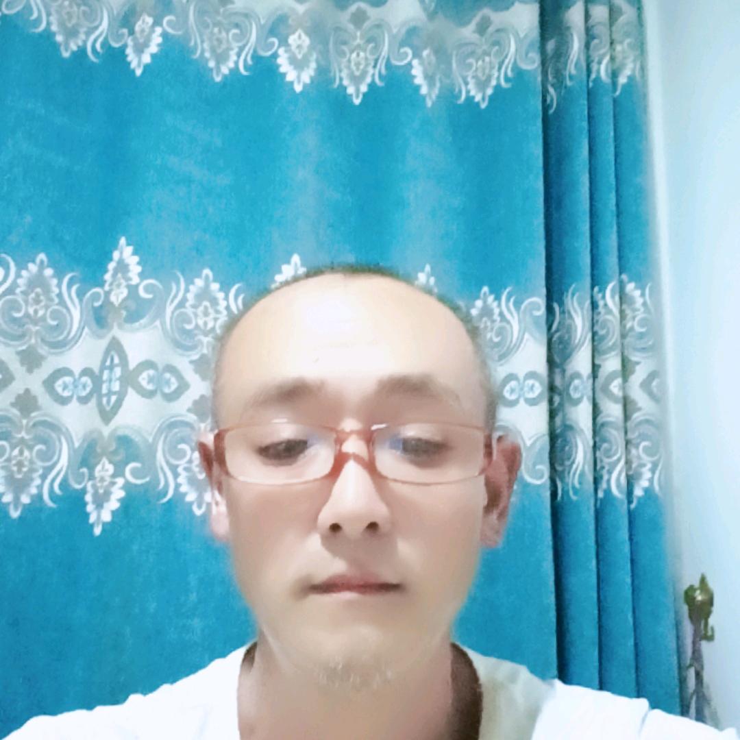 冯中国卖小猪，粮食土鸡