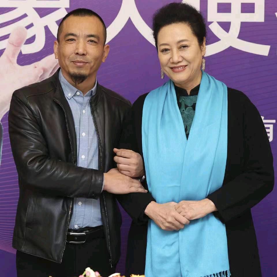 明星经纪人洪卫