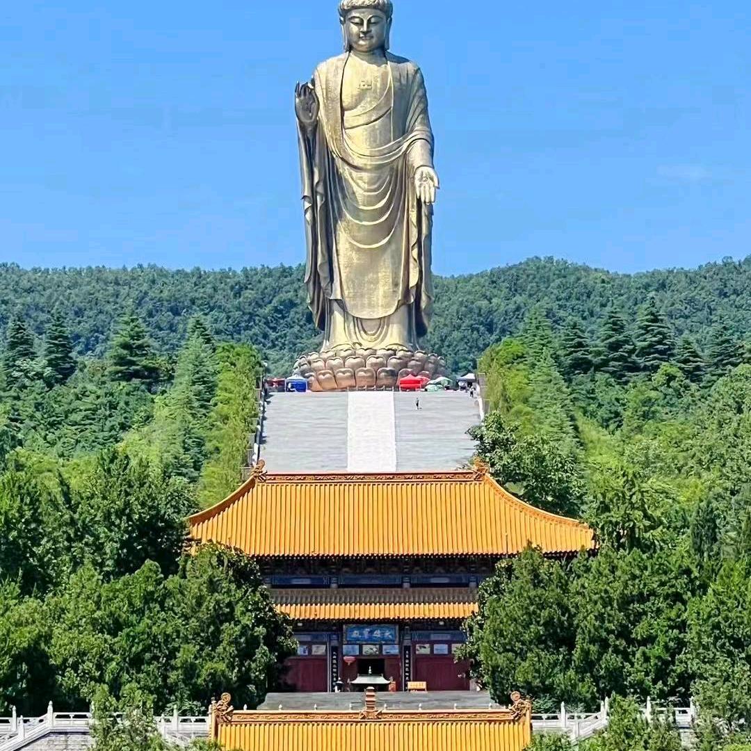 镇平县灿荣门窗门市部