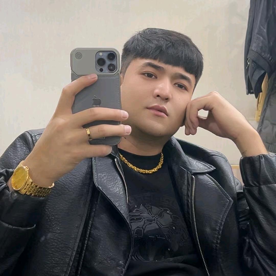 广州市增城艾哥真宗大盘鸡店（个体工商户）