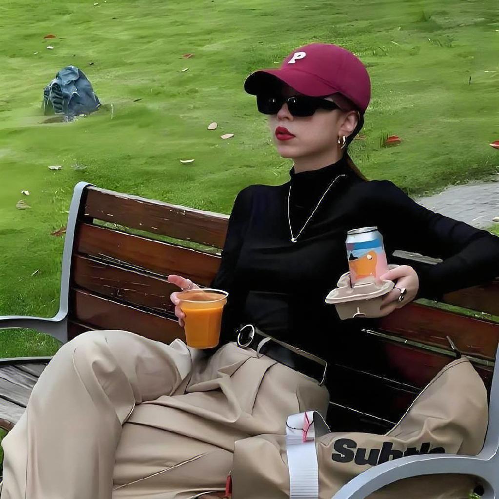 吃午饭了嘛·Yee