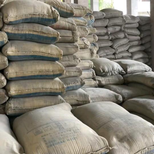 钢材水泥，建筑模板木方，涂料等