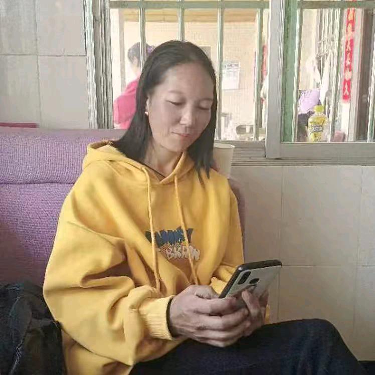 次里拉姆