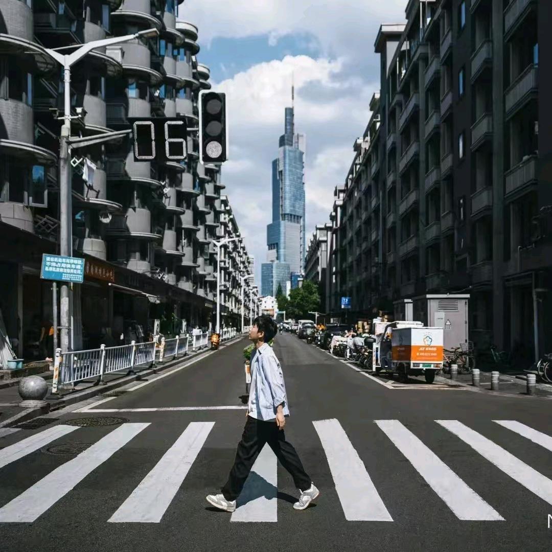 暖心探房