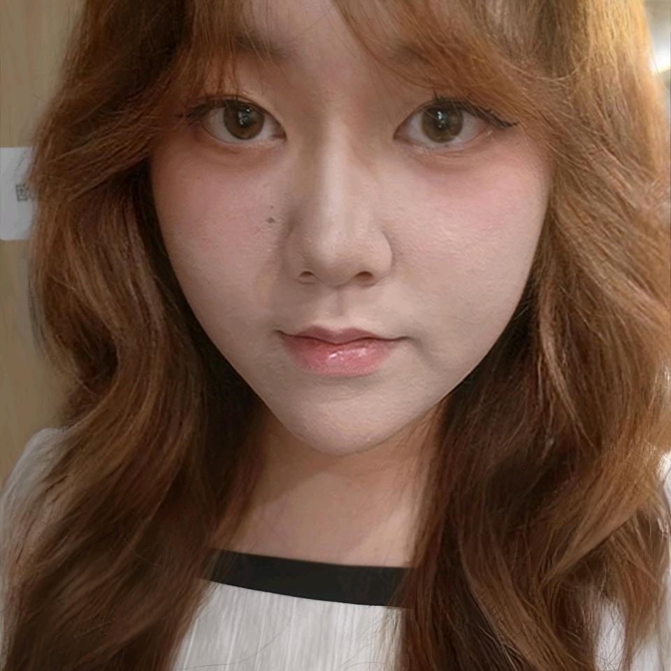 小Y