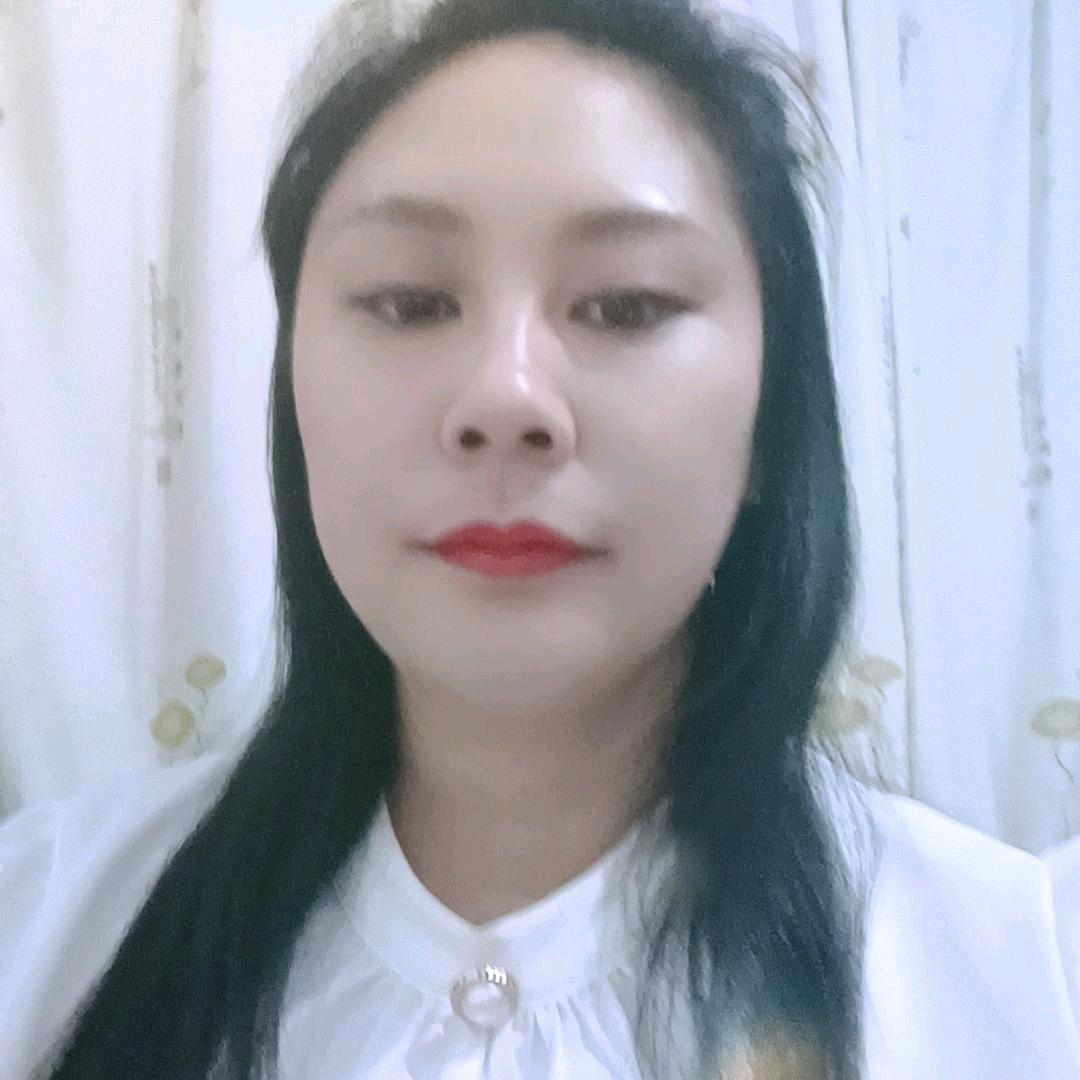 简单的幸福小彝妹！