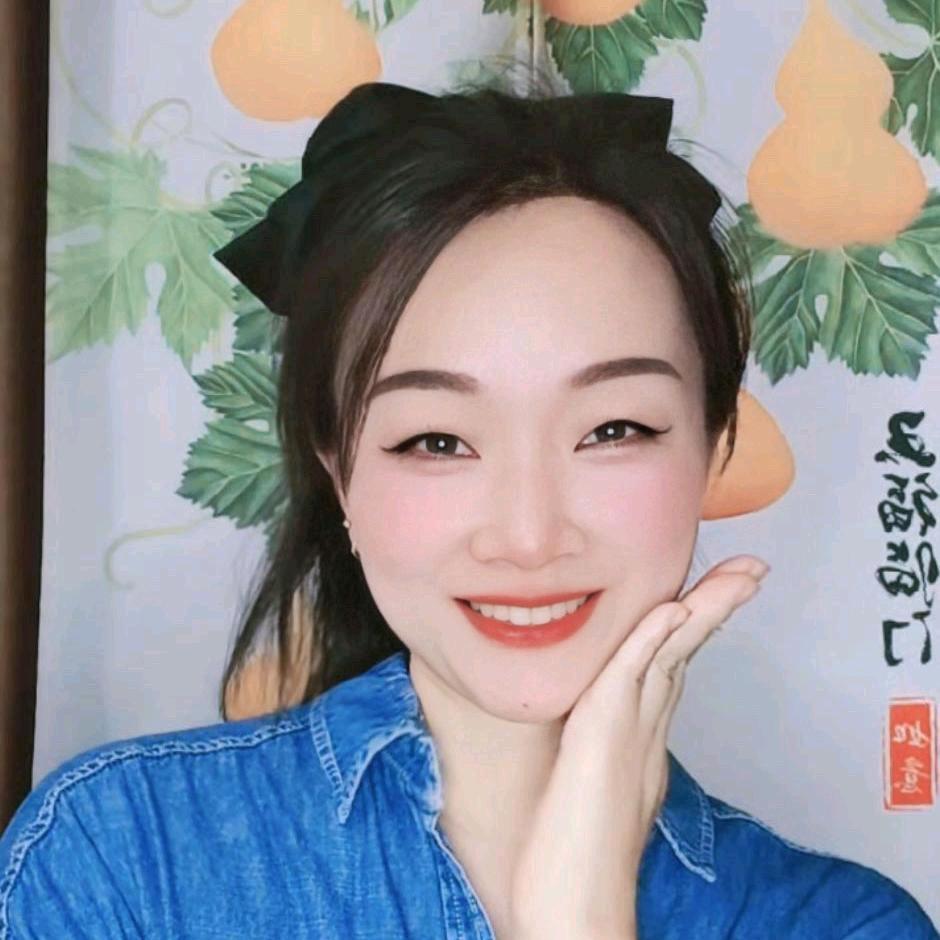 小小妞