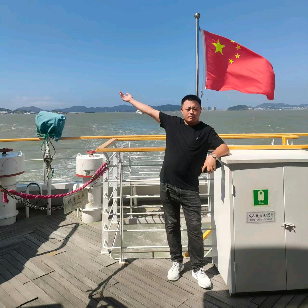 吖一小飞哥〈专业审车〉收售二手车