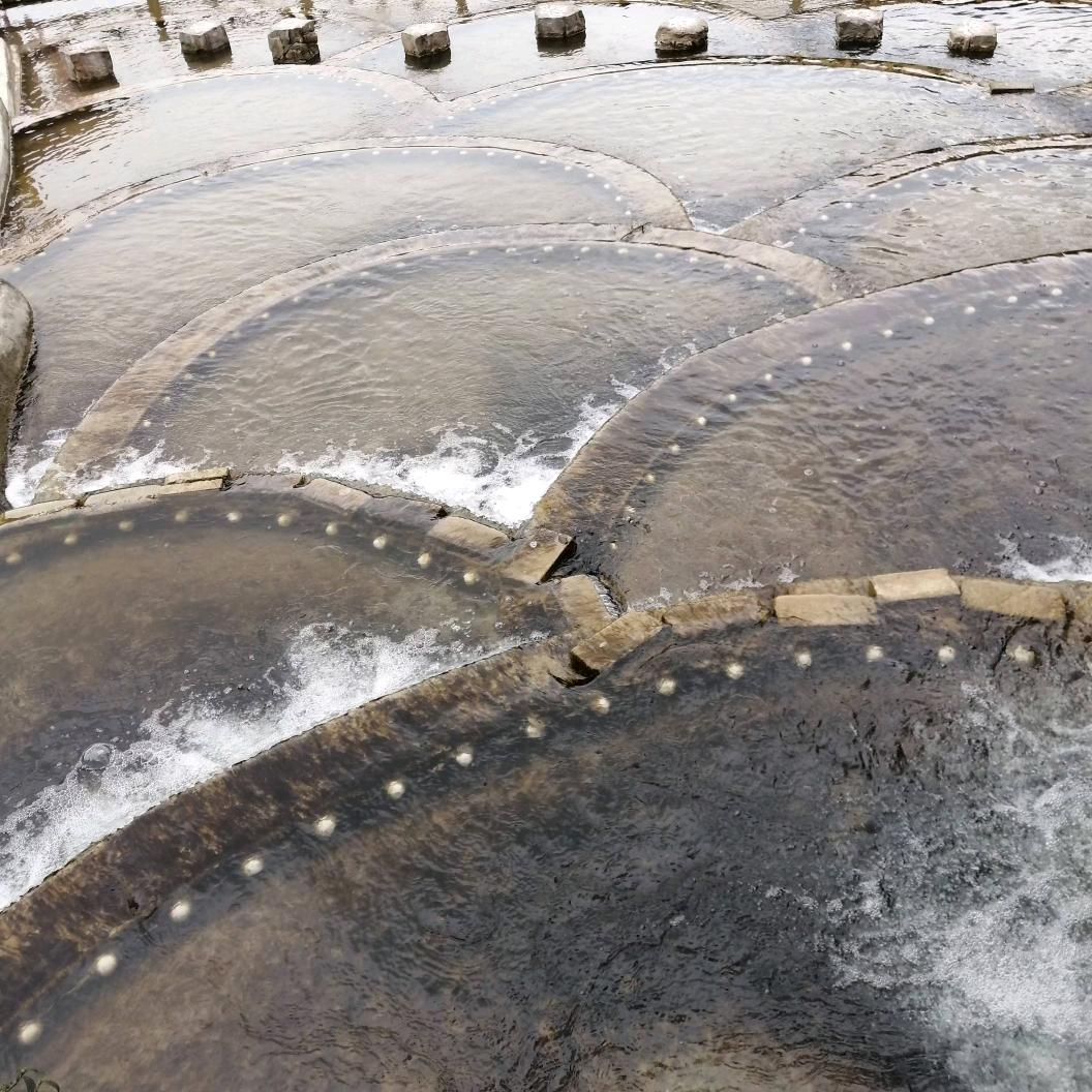 ƪ黑色ω˃幽默ʍ˂