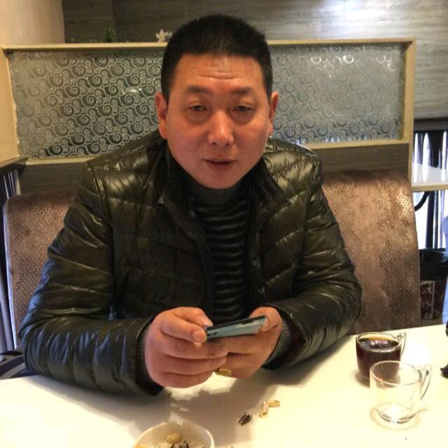 牛哥:《民间唢呐乐队传媒》