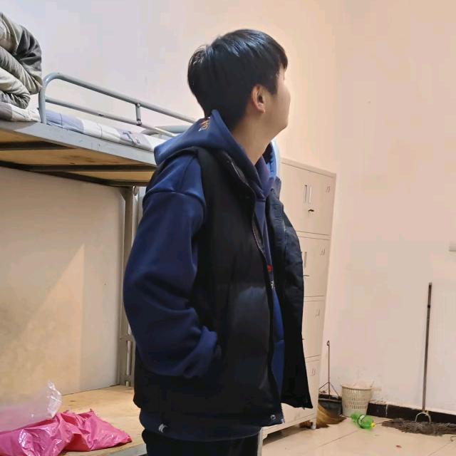 丁丽