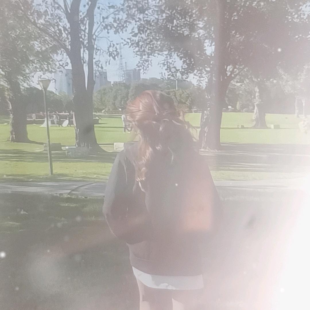 学姐(注意分辨声音)