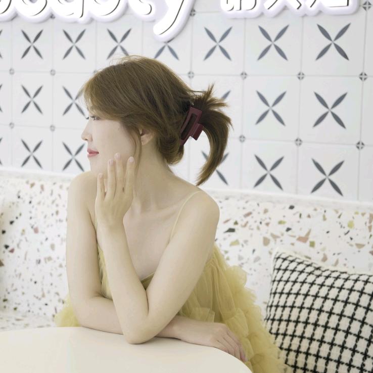 王小晴的小助理