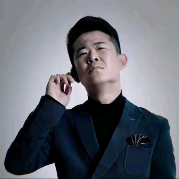 房岩小哥甄选(名春百货店)