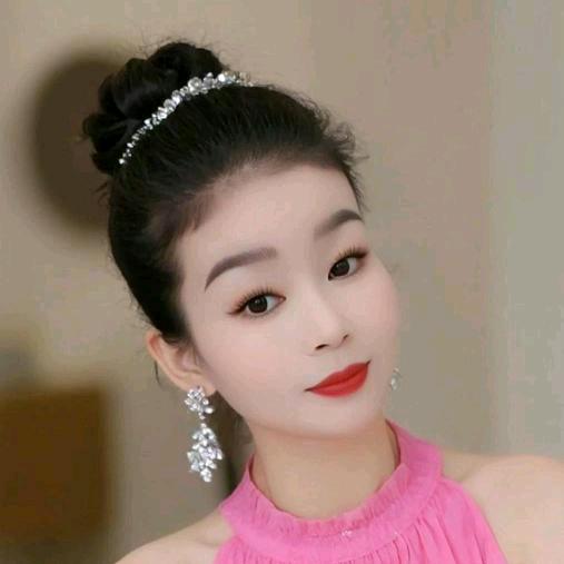 爱笑的容