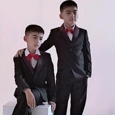 喀什 麦哥国际汽车城  :努尔艾力