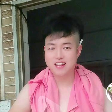 小石头《臭宝》