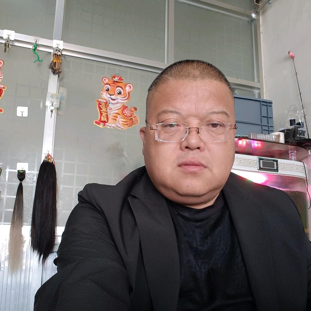 摸哥*喜的