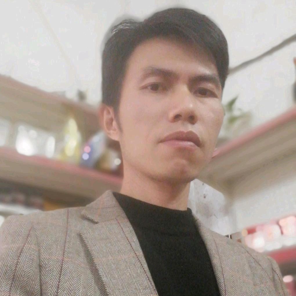 梁少