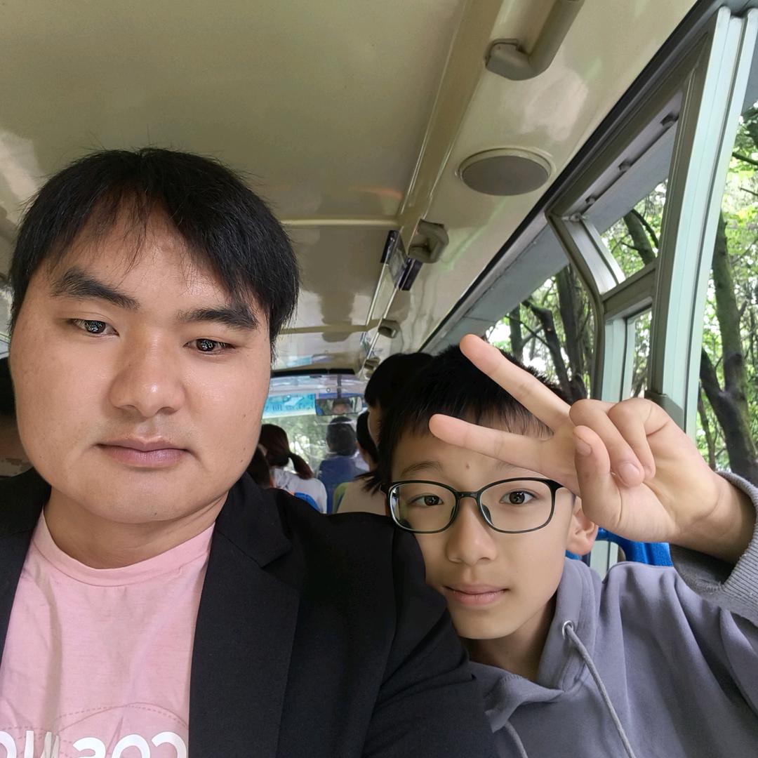 "开启”《快乐》