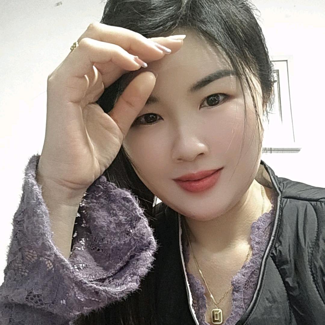 阿冰〈〈橱窗有好物〉〉