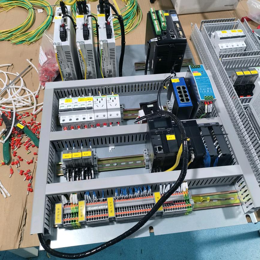 西门子碰到施耐德