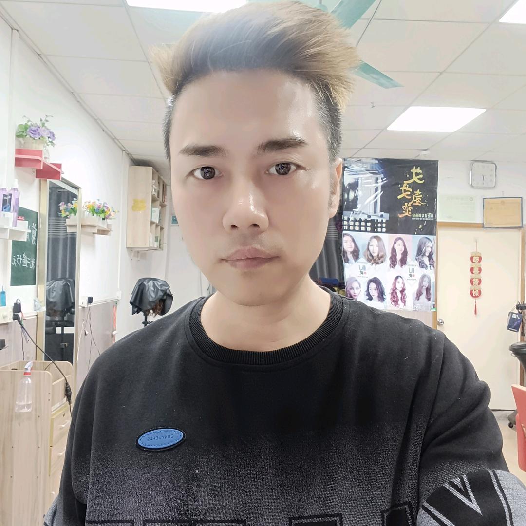 白发魔仔