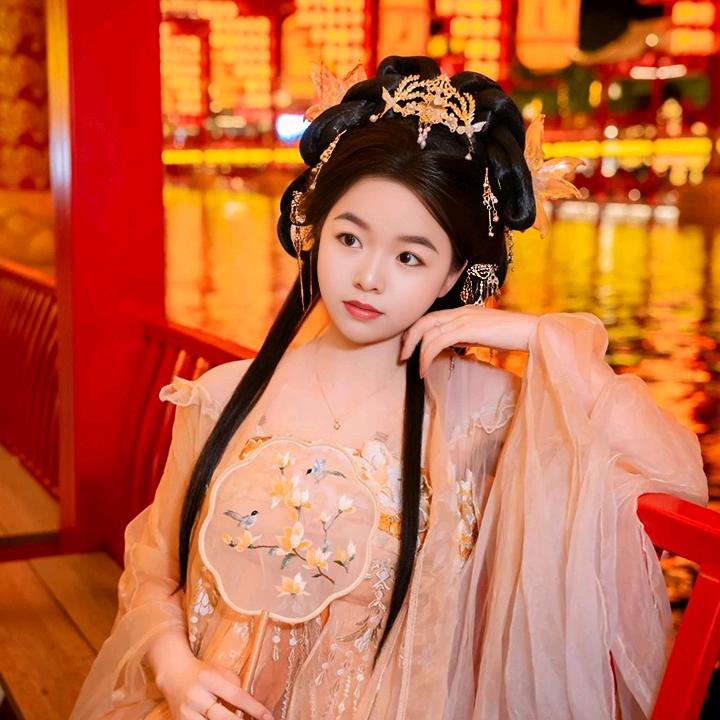༄ᐝ听说糖🌺很໊甜ᐝഒᩚ࿐