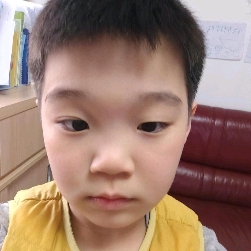 猪仔和小胡(破10000粉）