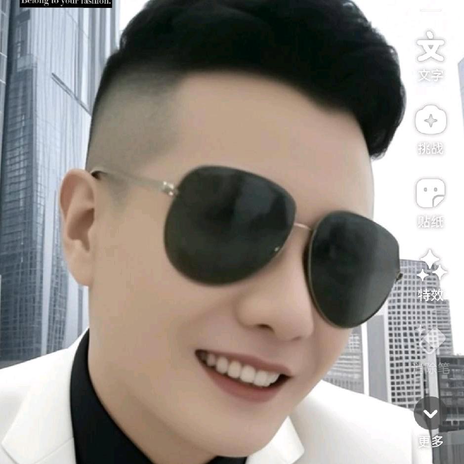 爱上跑步的🏃‍♂️情感帅男。
