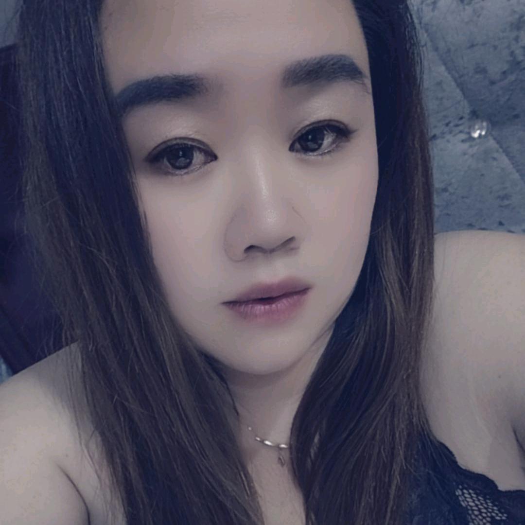 晏英英