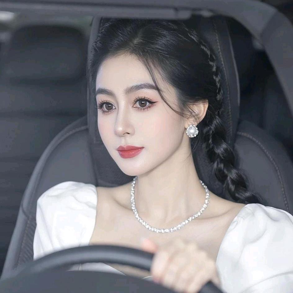 紫辰美业顾问—李奕霖
