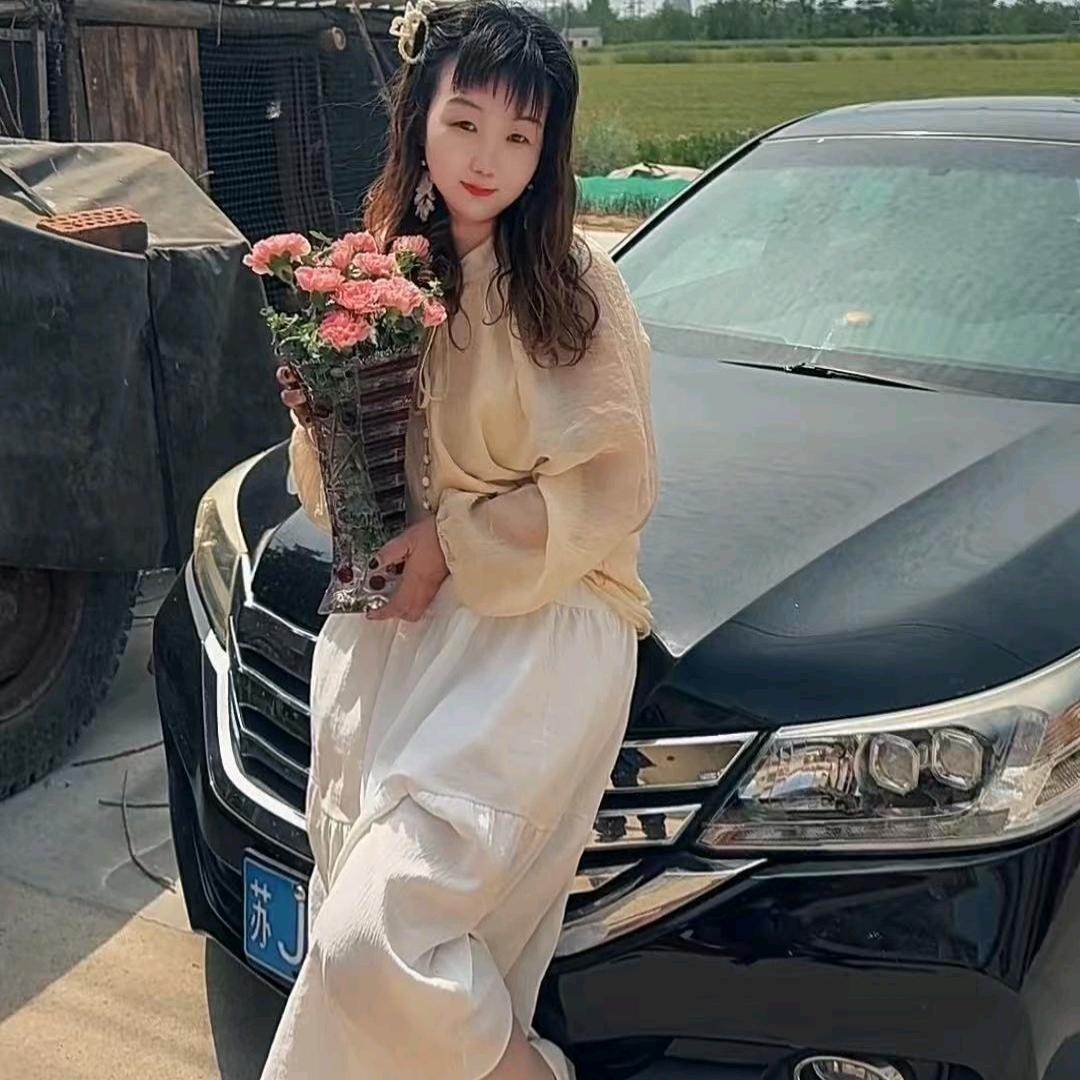 楚楚不凡 👑楚楚艳👑