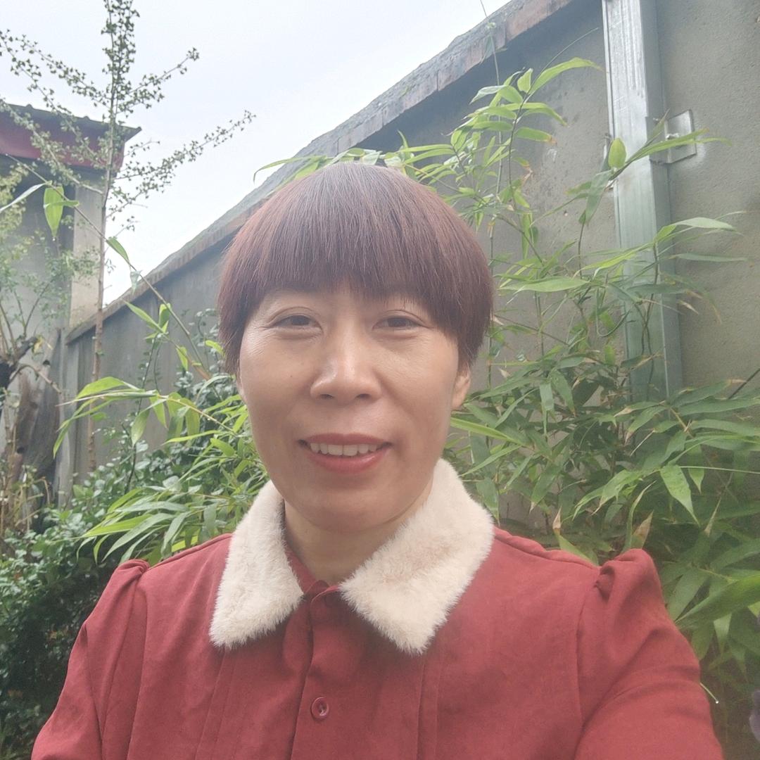 莹姐首播晚上7：18分