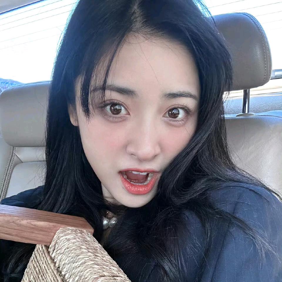 玛卡巴卡😺（见过沈月版本）