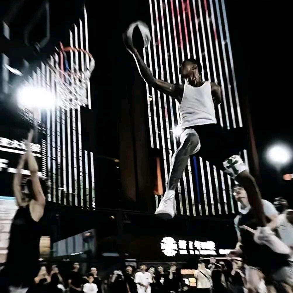 像我这样优秀的人，本该灿烂过亿生