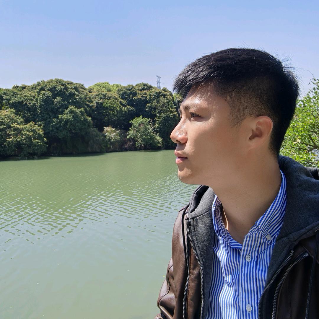 黄Tony
