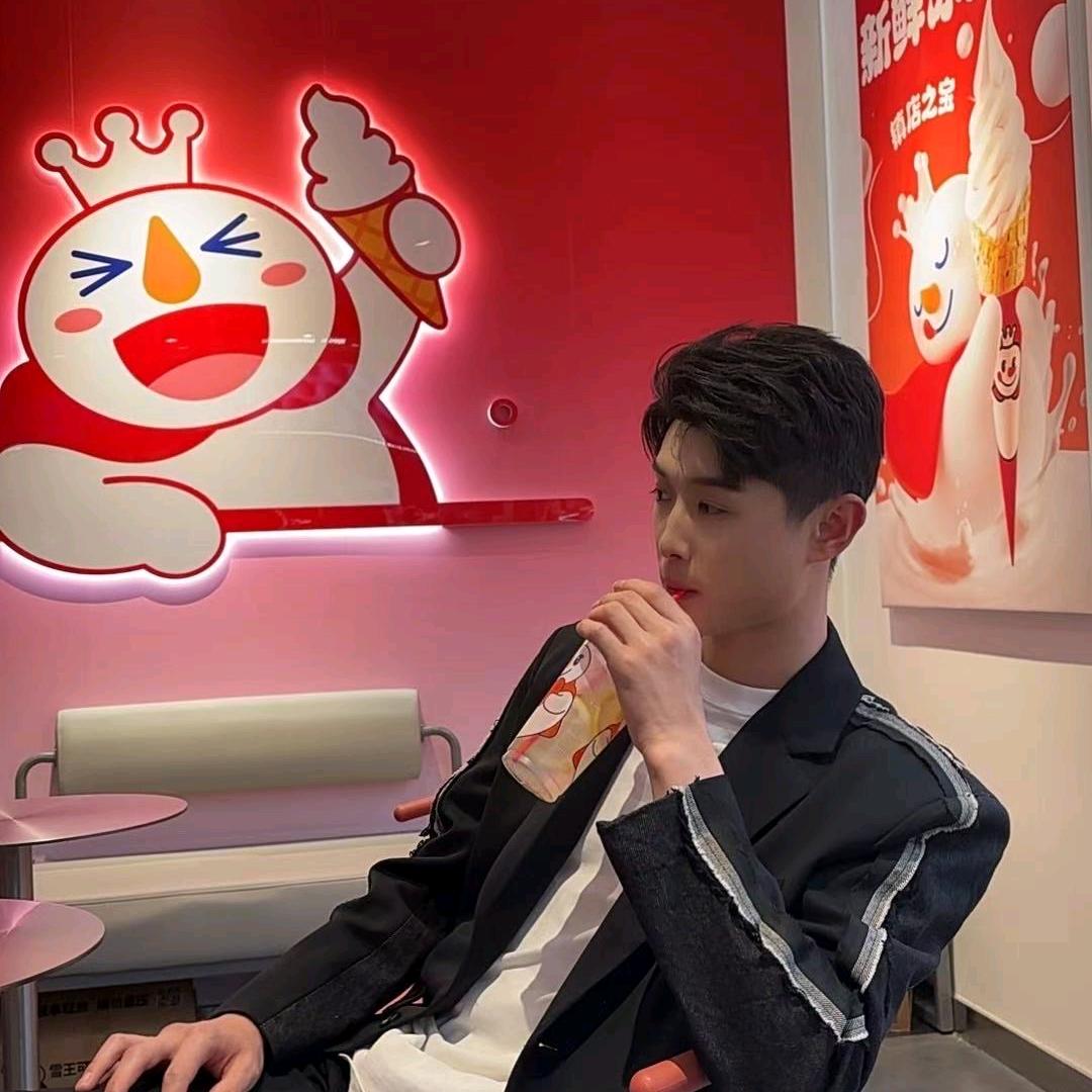 小高少爷