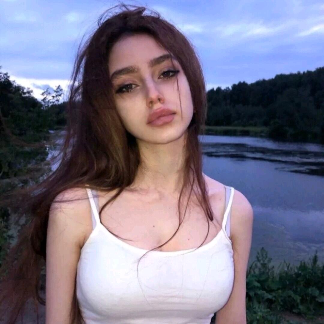 𝘼𝙐𝙂𝙐𝙎𝙏